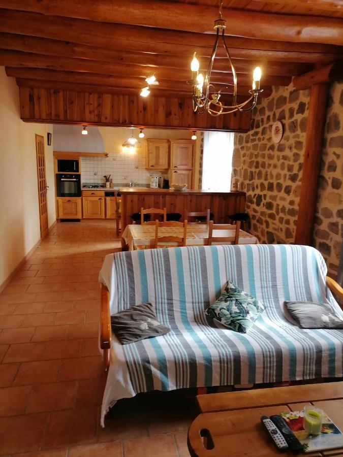 Gite A La Ferme Le Malzieu-Ville المظهر الخارجي الصورة